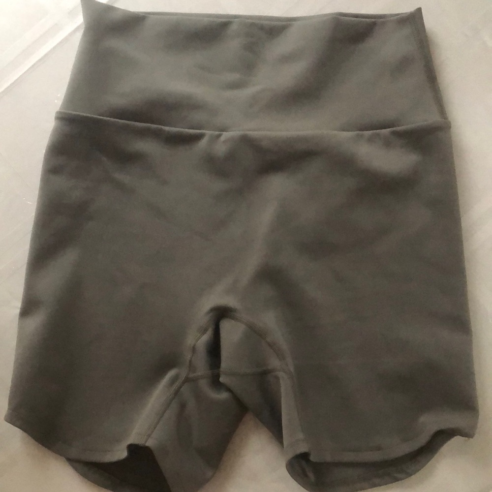 ECHT 6” Biker shorts